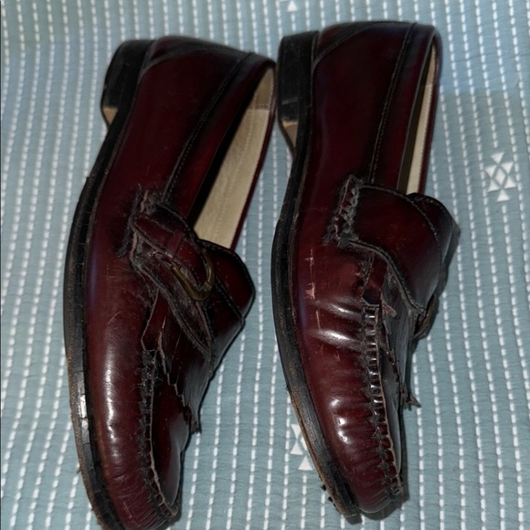 🌹G.H. Bass Buckle Leather Loafers - Picture 2 of 6